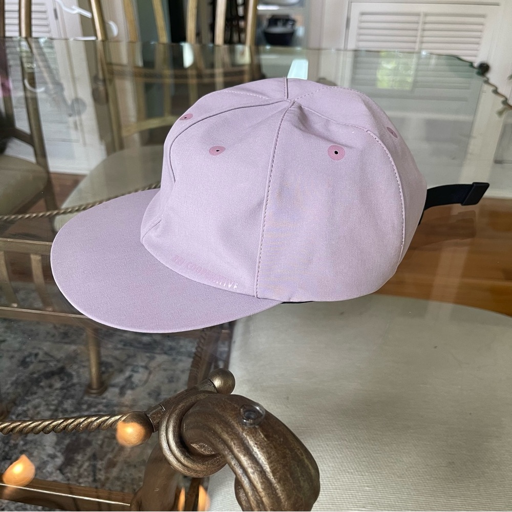 REI hat